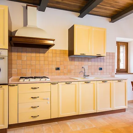 Casetta In Pietra Acqualagna Room photo
