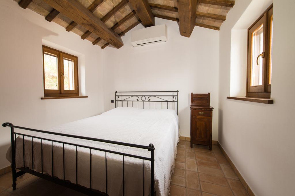 Casetta In Pietra Acqualagna